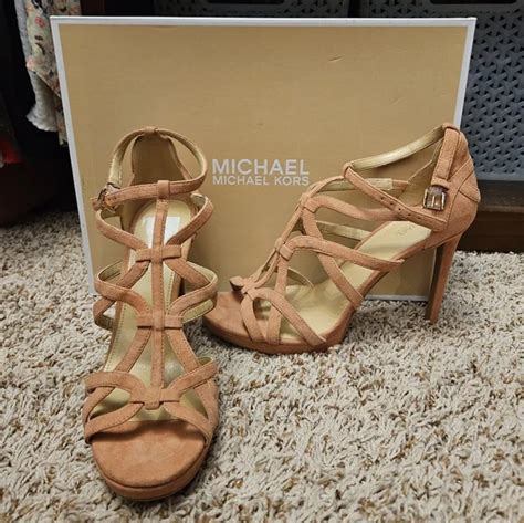 NWT Michael Michael Kors Sandra Platform Sandal 